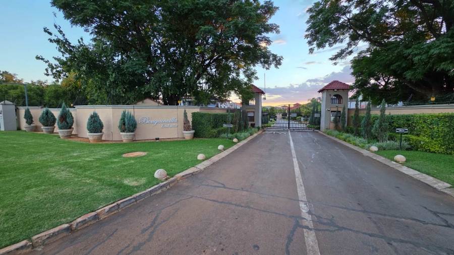 4 Bedroom Property for Sale in Melodie North West